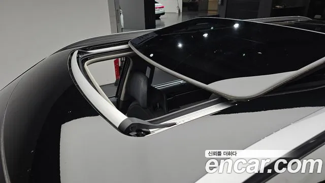 Kia EV9 — Фото автомобиля 25