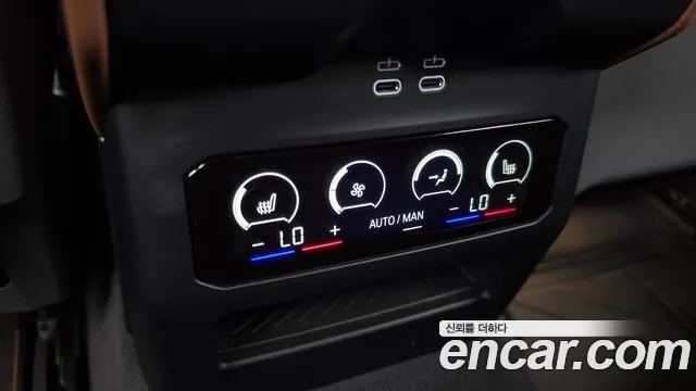 BMW 5 Series G60 — Фото автомобиля 19