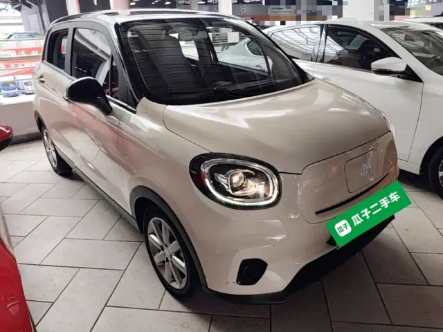 Leapmotor T03 — Фото автомобиля 3