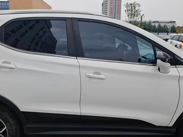 BYD Yuan Pro — Фото автомобиля 21