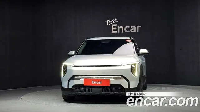Kia EV3 — Фото автомобиля 3
