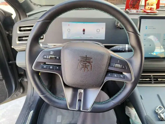 BYD Qin L — Фото автомобиля 10