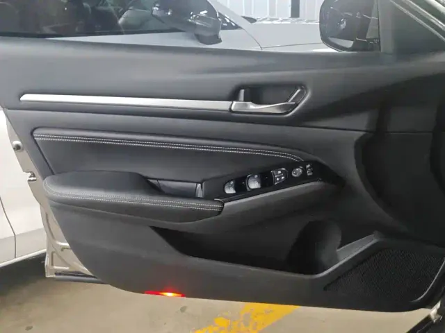 Nissan Teana — Фото автомобиля 7