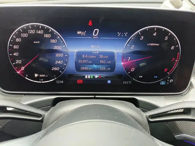 Mercedes-Benz C-Class — Фото автомобиля 4