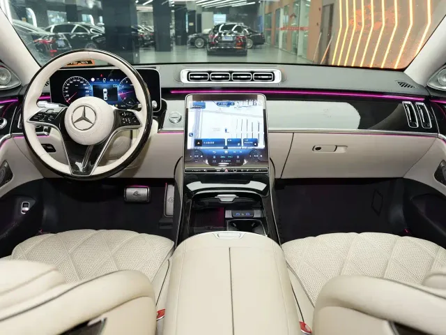Mercedes-Benz Maybach S-Class — Фото автомобиля 16