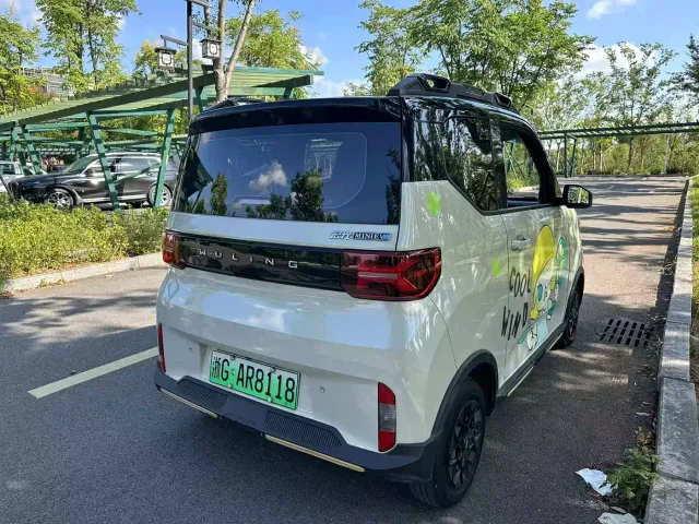 Wuling Hongguang Mini EV — Фото автомобиля 4