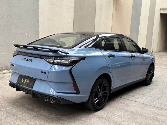 Dongfeng Yixuan — Фото автомобиля 5