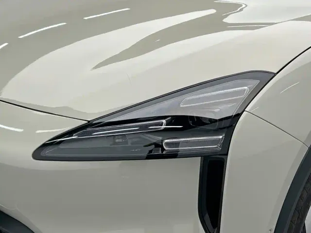 Baojun Yunhai — Фото автомобиля 9