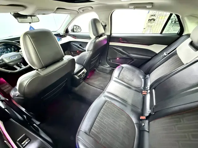 Ford Mondeo — Фото автомобиля 13