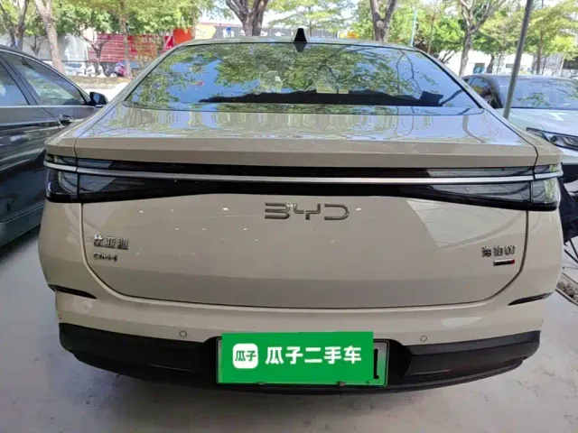 BYD Seal 07 DM-i — Фото автомобиля 5