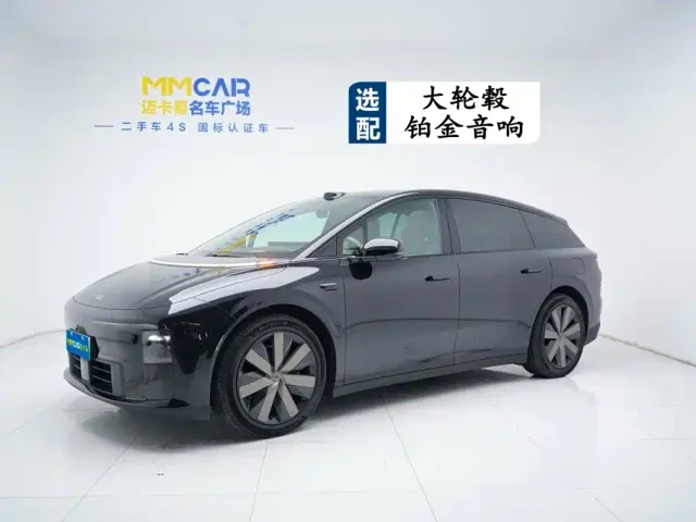 Li Auto i6 — Фото автомобиля 2