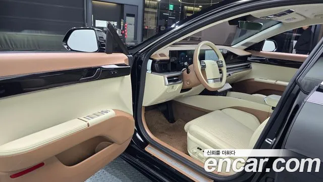 Hyundai Grandeur GN7 — Фото автомобиля 15