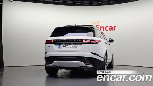 Land Rover Range Rover Velar — Фото автомобиля 4