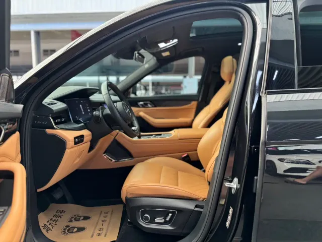 Lynk & Co Lynk & Co 09 2021 2.0T Halo 7-seater — Фото автомобиля 5