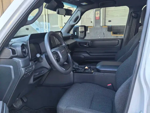 Toyota Prado — Фото автомобиля 4