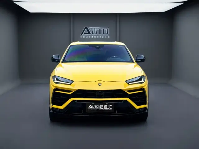 Lamborghini Urus — Фото автомобиля 2
