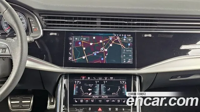 Audi Q7 — Фото автомобиля 11