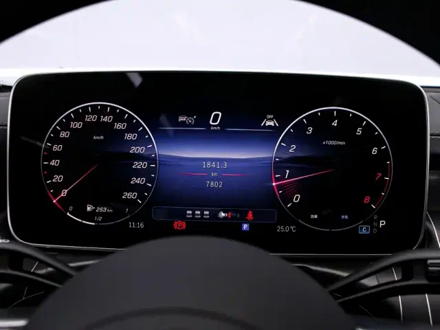 Mercedes-Benz C-Class — Фото автомобиля 6