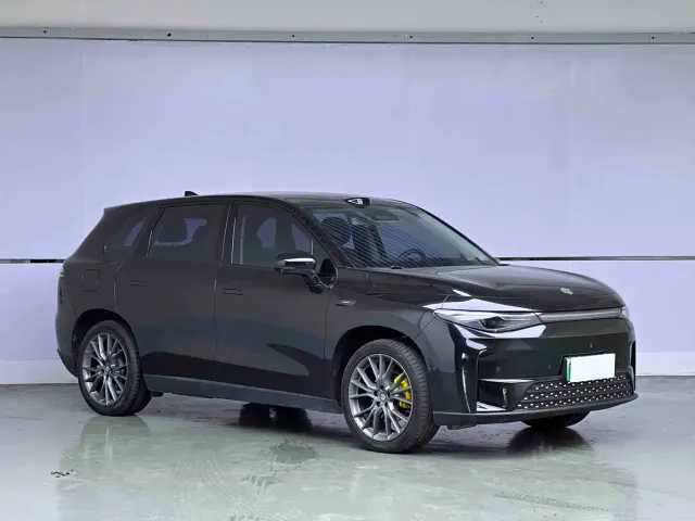 Leapmotor C10 — Фото автомобиля 3