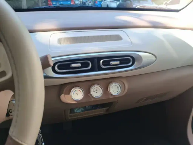Wuling Hongguang Mini EV — Фото автомобиля 9