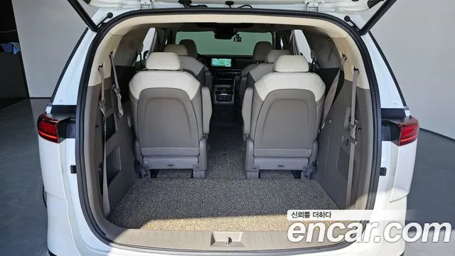 Kia Canival Carnival 4 поколение Бензин 9 мест Hi-Limousine — Фото автомобиля 26