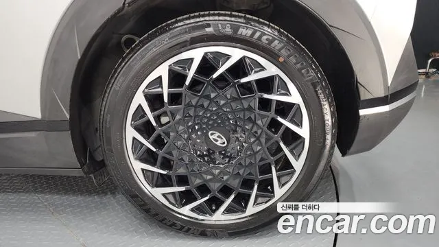 Hyundai Ioniq5 Ioniq5 Long Range AWD — Фото автомобиля 19