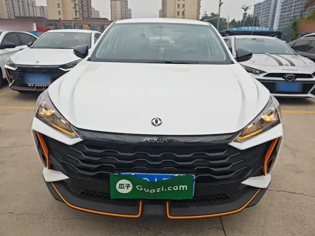 Dongfeng Yixuan — Фото автомобиля 2