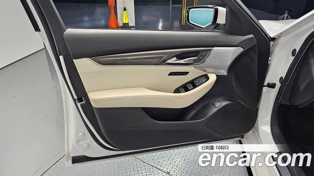 Cadillac CT5 — Фото автомобиля 13