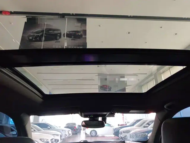 Cadillac XT5 — Фото автомобиля 17