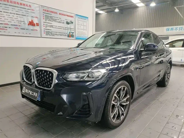 Фотография автомобиля — BMW X4