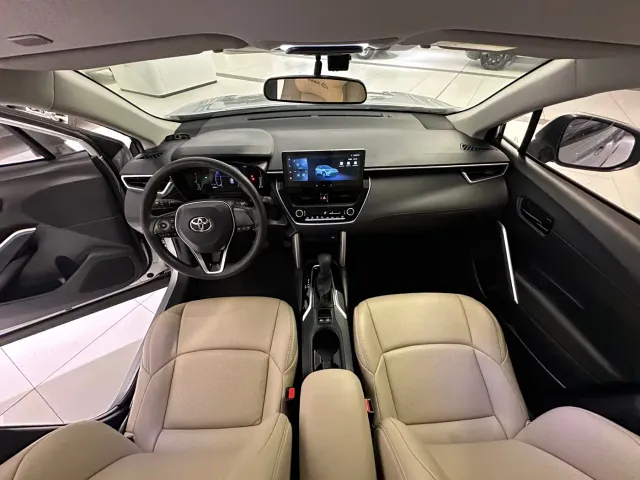 Toyota Frontlander — Фото автомобиля 6