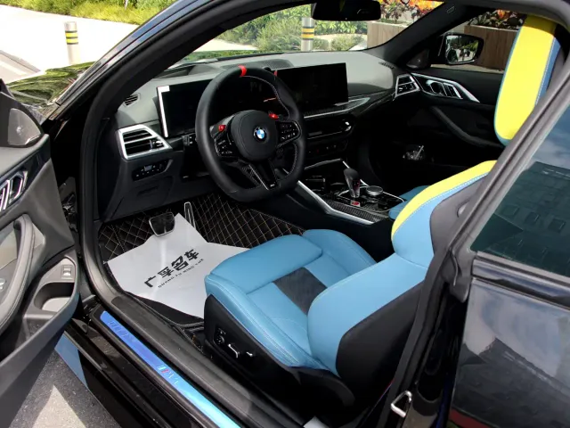 BMW M4 — Фото автомобиля 5