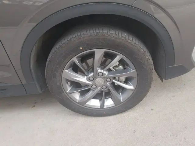 Geely Binyue — Фото автомобиля 24