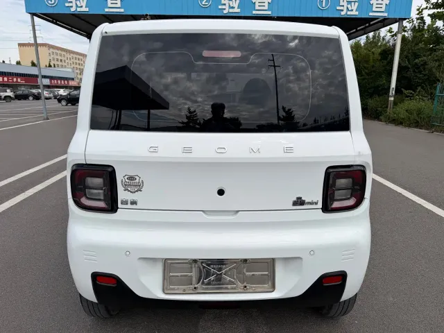Geely Panda — Фото автомобиля 5