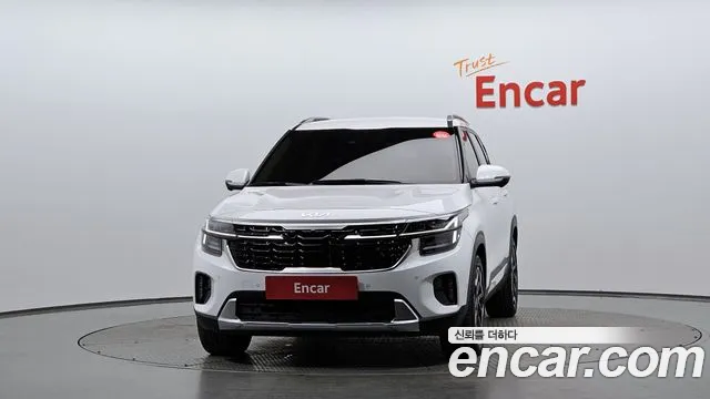 Kia Seltos — Фото автомобиля 3