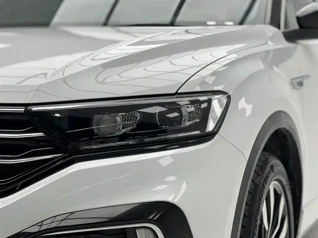 Volkswagen T-Roc — Фото автомобиля 4