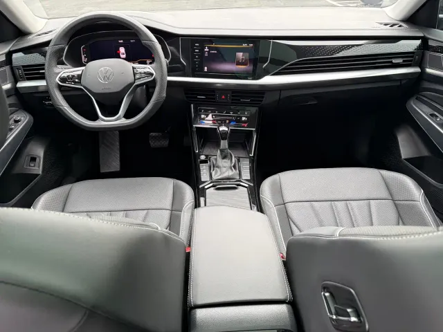 Volkswagen Passat — Фото автомобиля 9