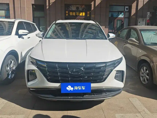 Hyundai Tucson — Фото автомобиля 2