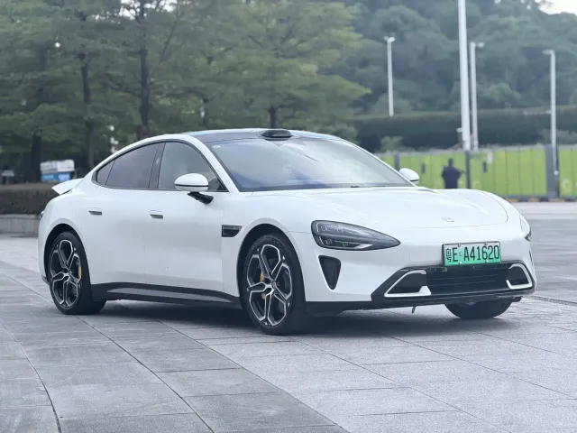 Xiaomi SU7 — Фото автомобиля 3