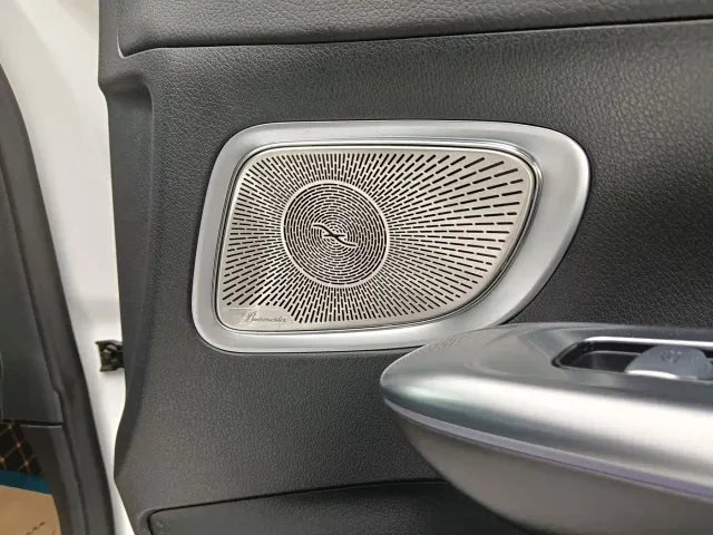 Mercedes-Benz C-Class — Фото автомобиля 12