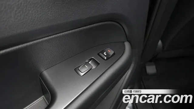 KG_Mobility_Ssangyong Musso Musso (Q300) Дизель 2.2 4WD — Фото автомобиля 19