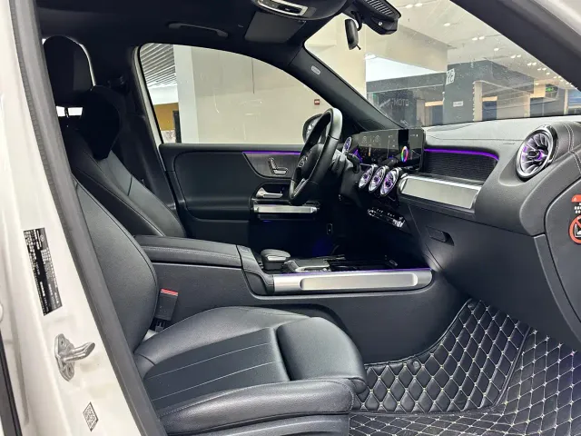 Mercedes-Benz GLB-Class — Фото автомобиля 9