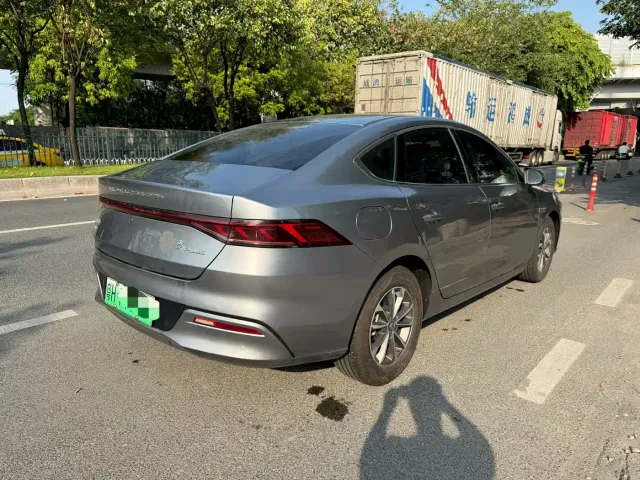 BYD Qin PLUS — Фото автомобиля 4
