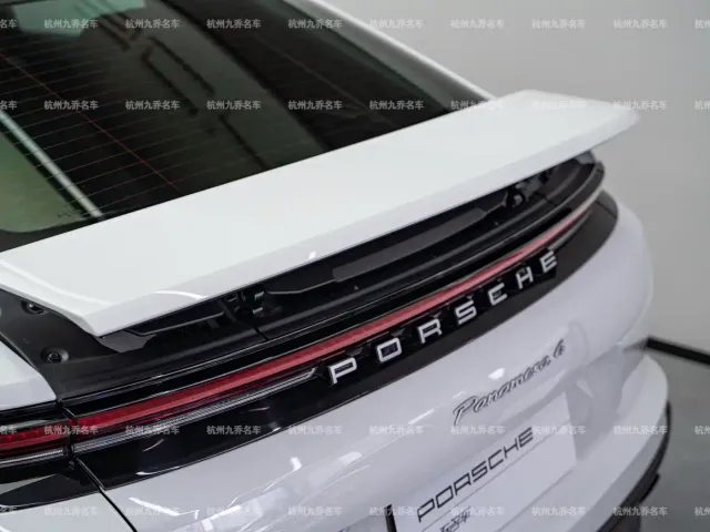 Porsche Panamera — Фото автомобиля 11