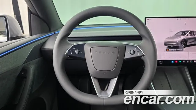Tesla Model Y — Фото автомобиля 18