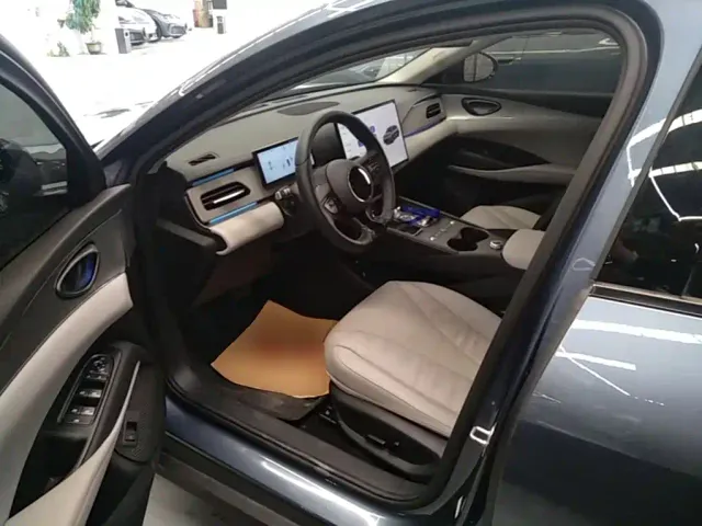 BYD Seal 06 DM-i Touring — Фото автомобиля 15