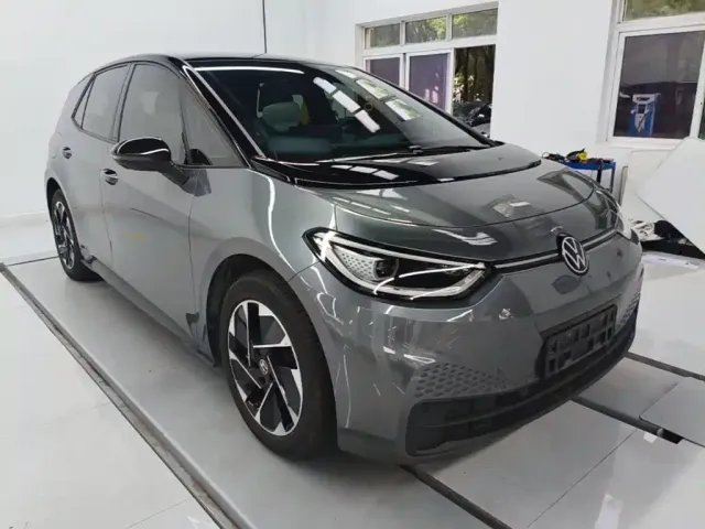 Volkswagen ID.3 — Фото автомобиля 3