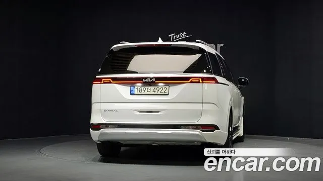 Kia Carnival 4th Gen — Фото автомобиля 4