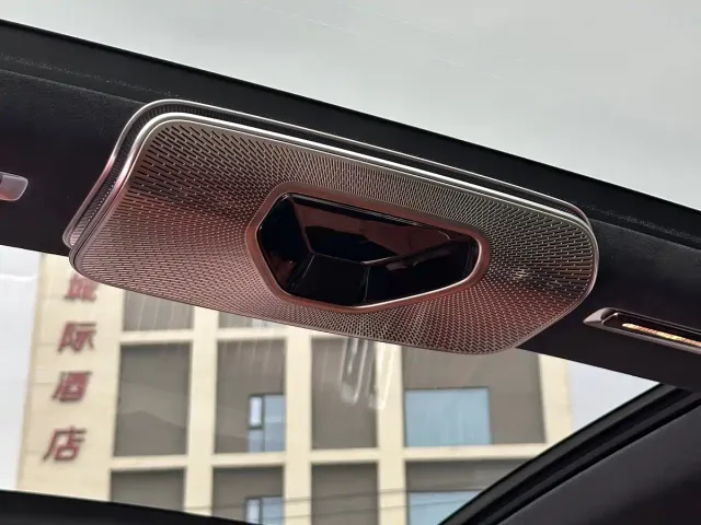 Mercedes-Benz Maybach S-Class — Фото автомобиля 22