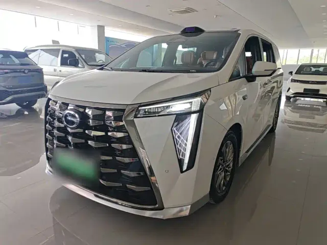 Фотография автомобиля — GAC Trumpchi Xiangwang M8